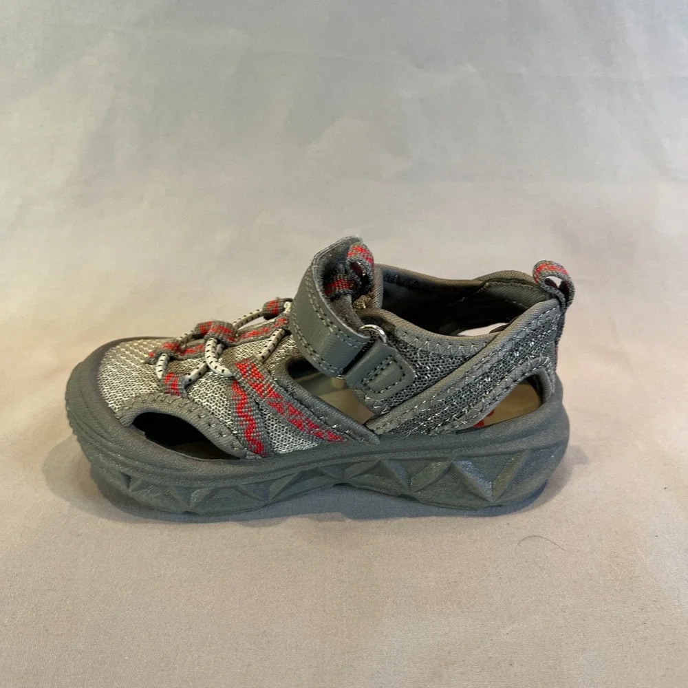 Oshkosh B'Gosh Abe Play Toddler 8 M Strappy Gray Red Textile Closed Toe Sandals